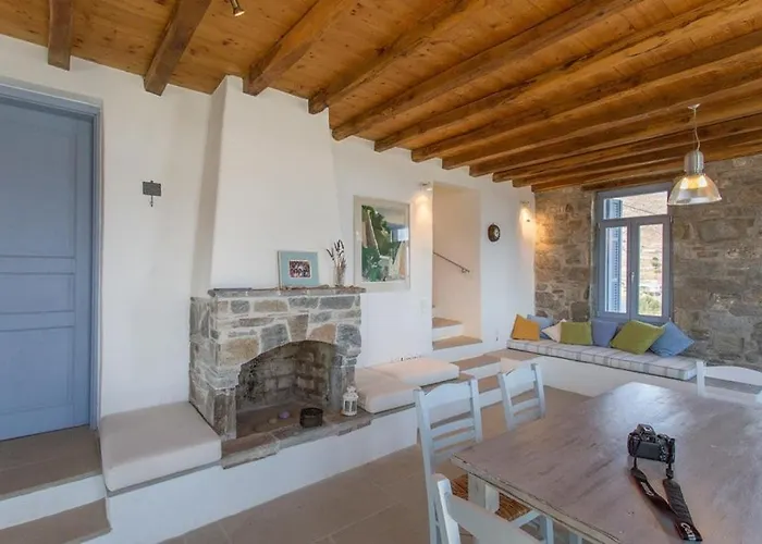 Villa Serifos Stone B