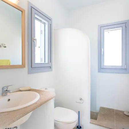 Villa Serifos Stone B Rámos