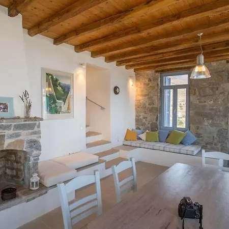 Villa Serifos Stone B Rámos