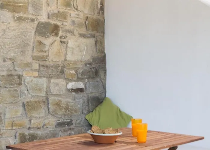 Villa Serifos Stone B Rámos